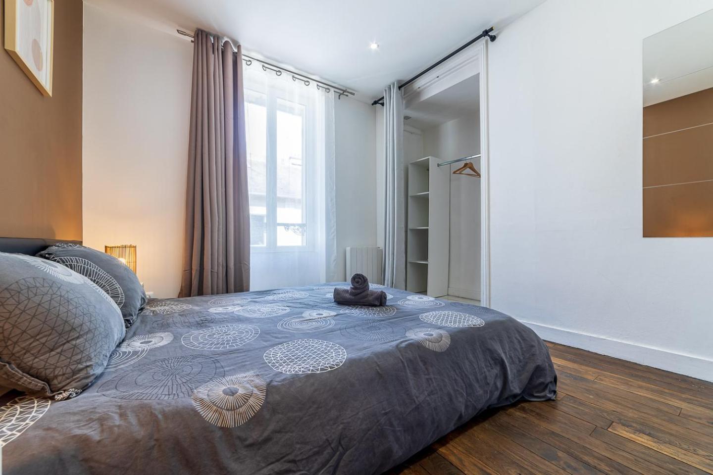 Le Cosy Apartment Мелюн Екстериор снимка